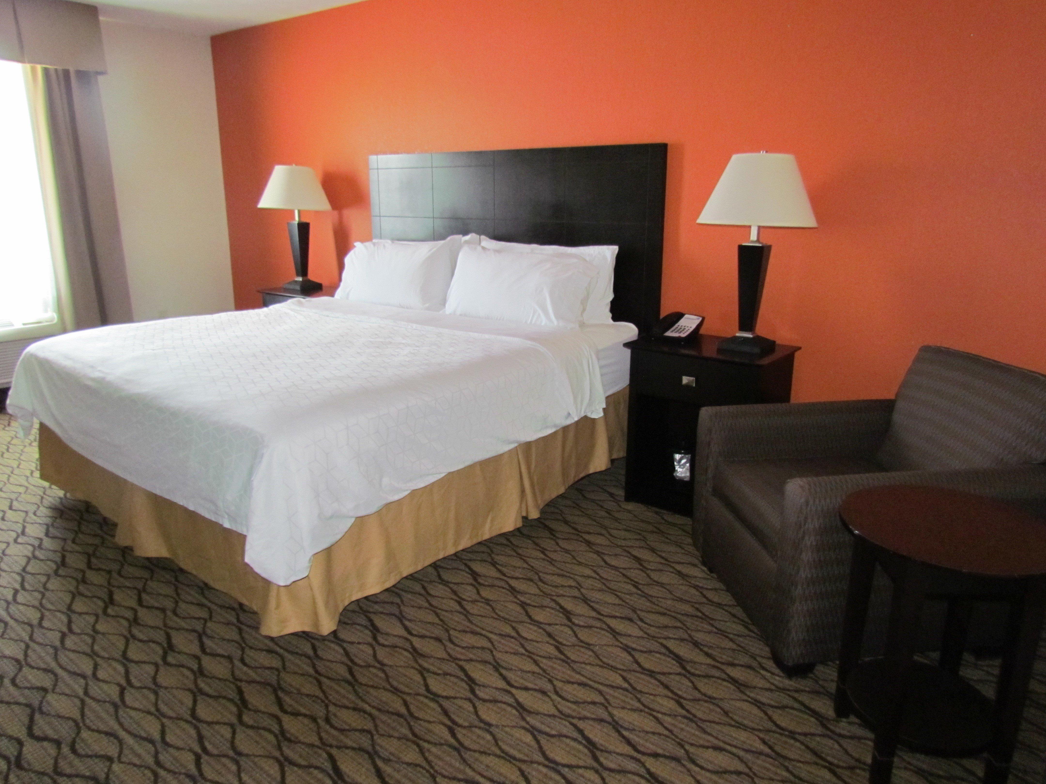 Holiday Inn Express Hotel & Suites Cadillac By Ihg מראה חיצוני תמונה